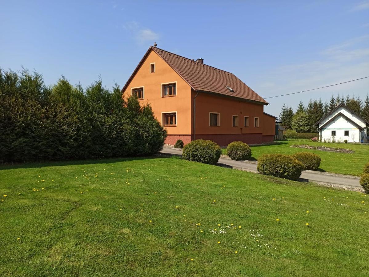 Apartman Vesele Дечин Екстер'єр фото