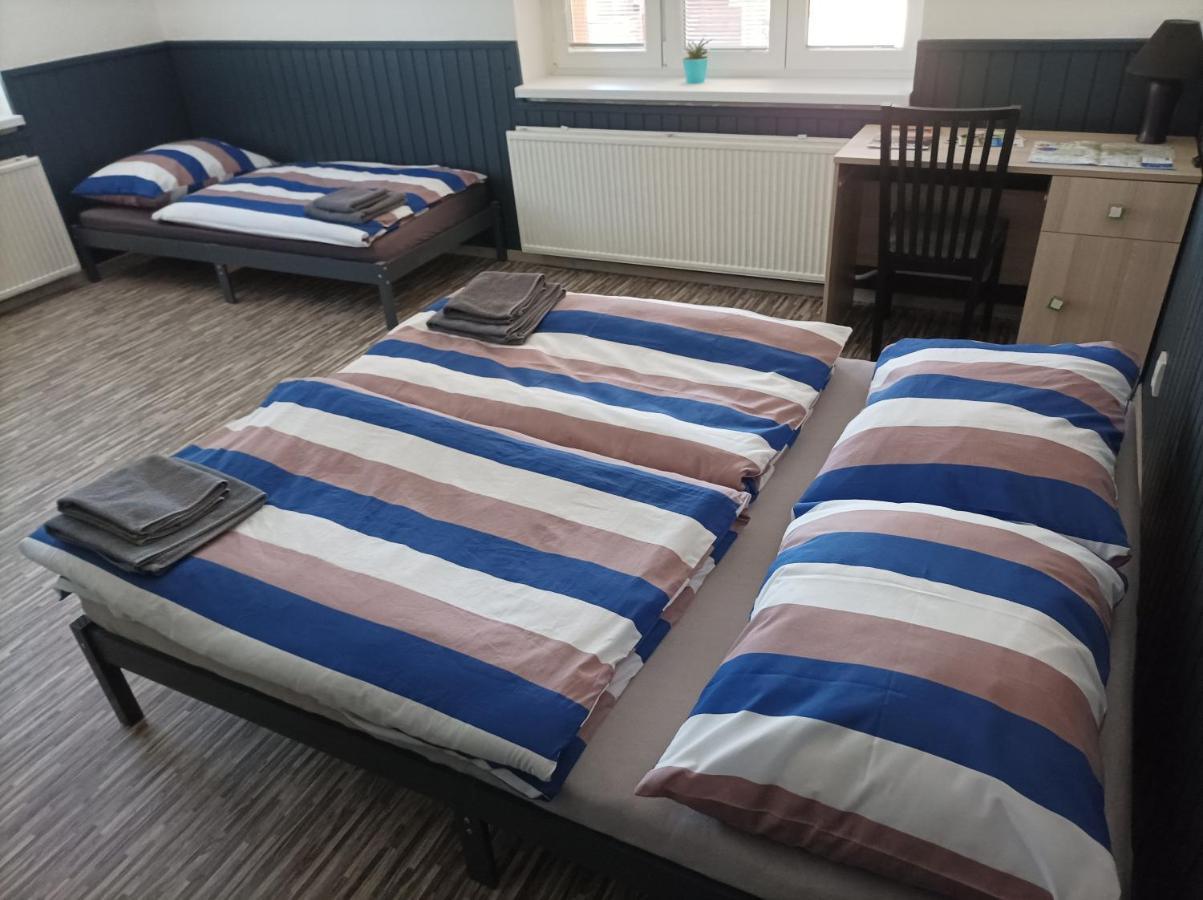 Apartman Vesele Дечин Екстер'єр фото