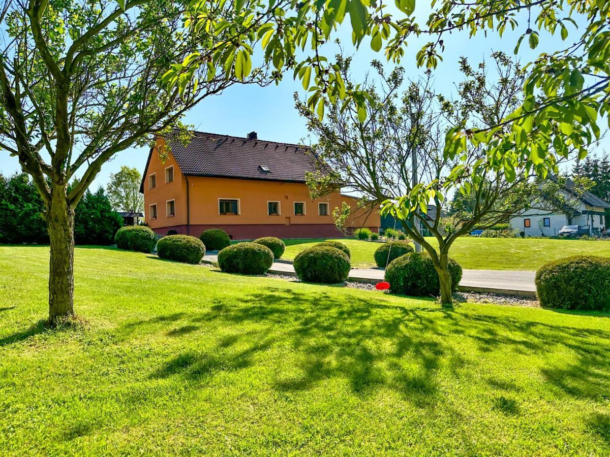 Apartman Vesele Дечин Екстер'єр фото